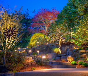 staggered-pathway-lighting